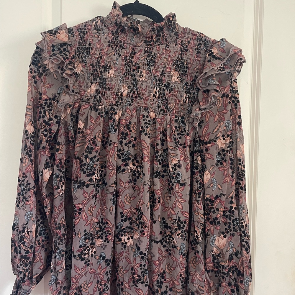 Knox Rose Floral Ruffle Smocked Women's Top